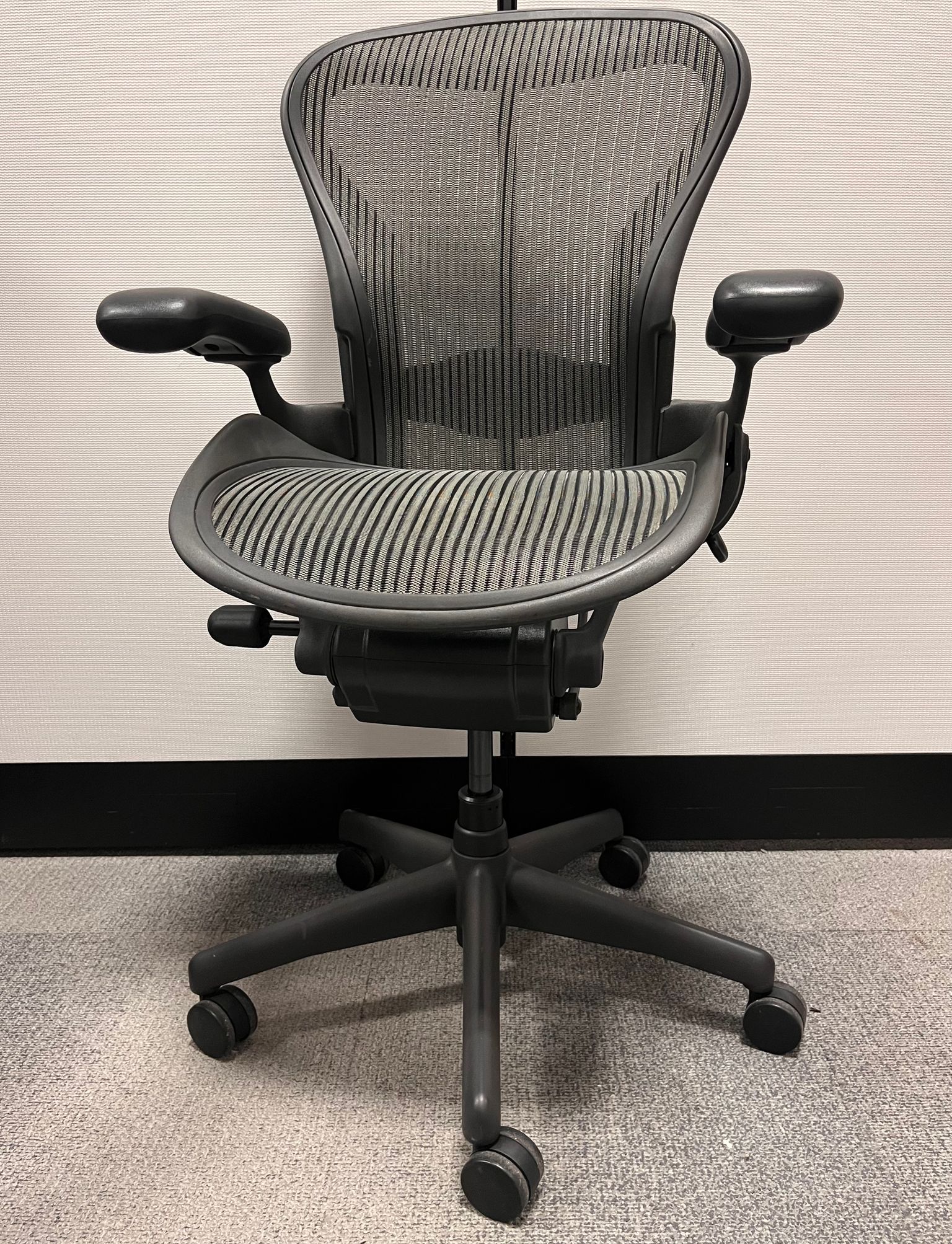 aeron carbon